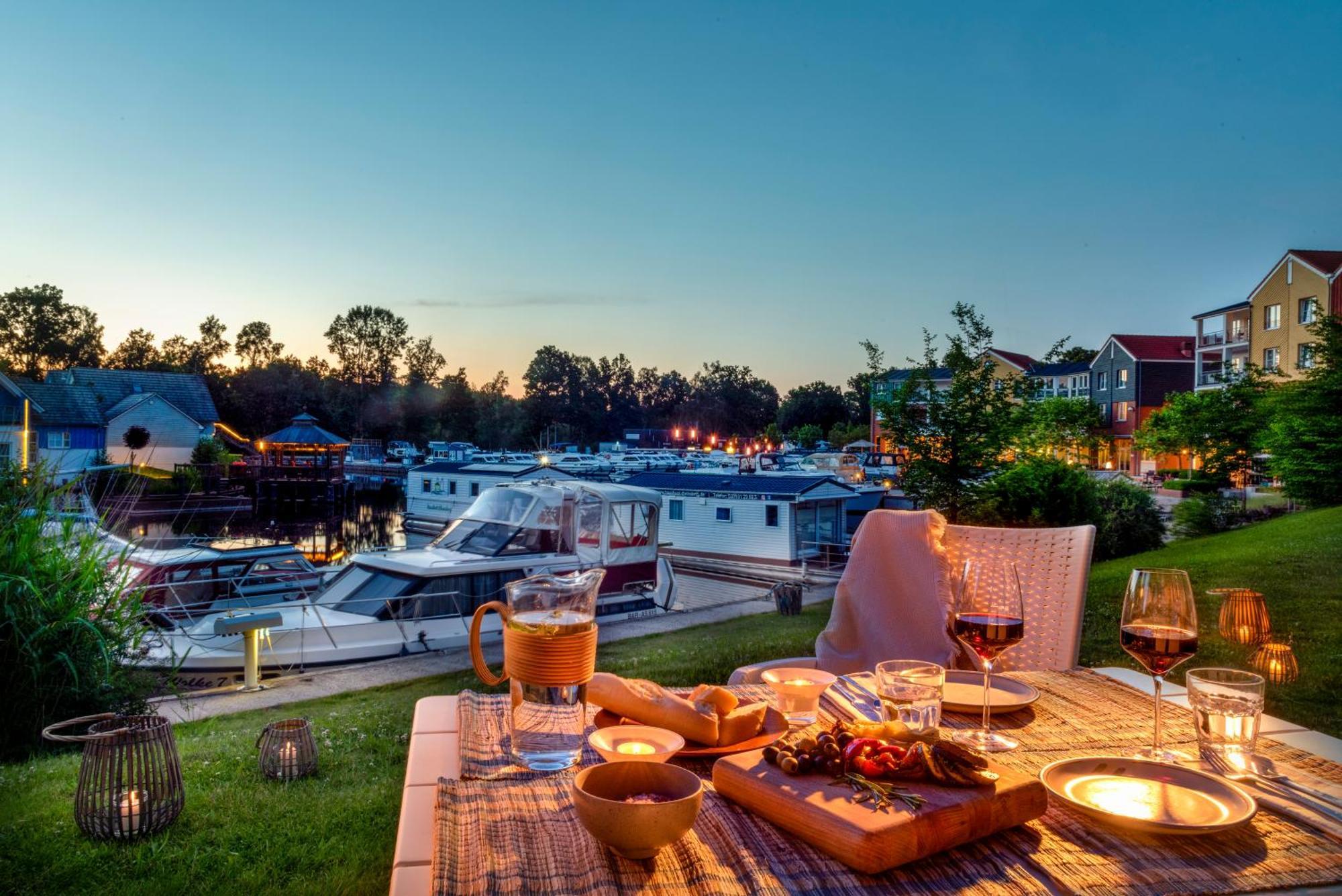 Precise Resort Marina Wolfsbruch Rheinsberg Zewnętrze zdjęcie